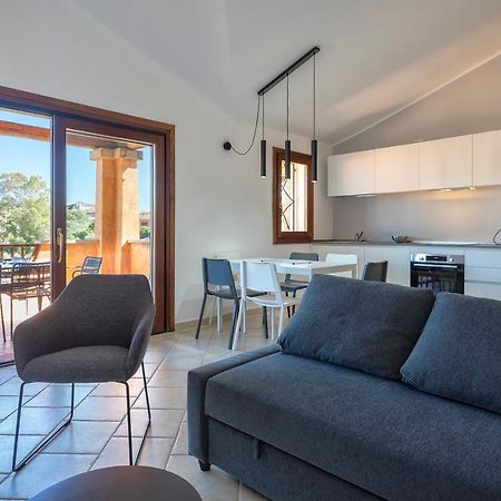 House Of Lens Apartment Golfo Aranci Luaran gambar