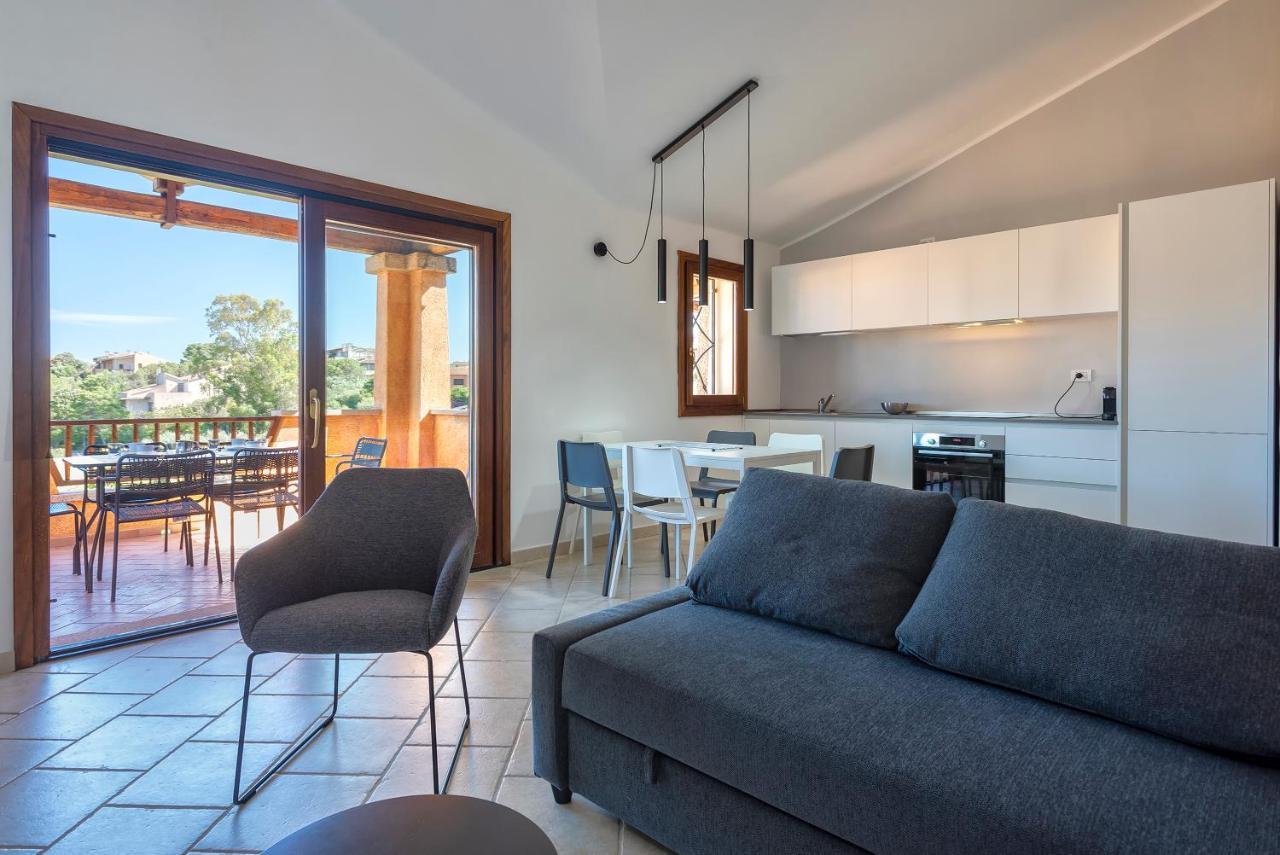 House Of Lens Apartment Golfo Aranci Luaran gambar