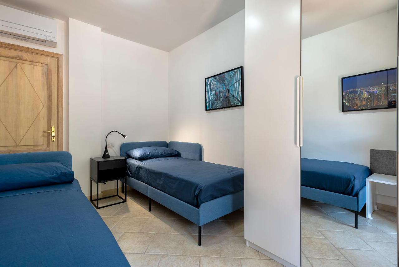 House Of Lens Apartment Golfo Aranci Luaran gambar