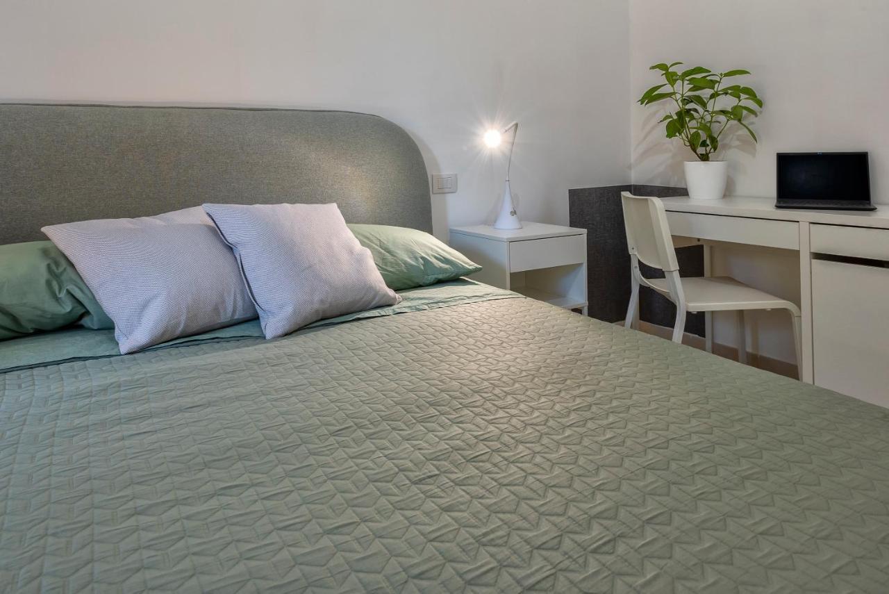 House Of Lens Apartment Golfo Aranci Luaran gambar