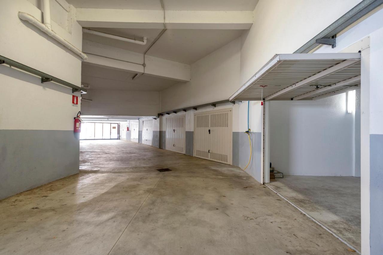 House Of Lens Apartment Golfo Aranci Luaran gambar